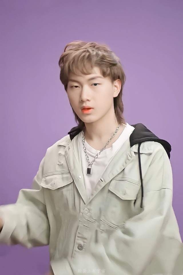 QG老板为了卖票投降了自黑取悦粉丝fly大可不必